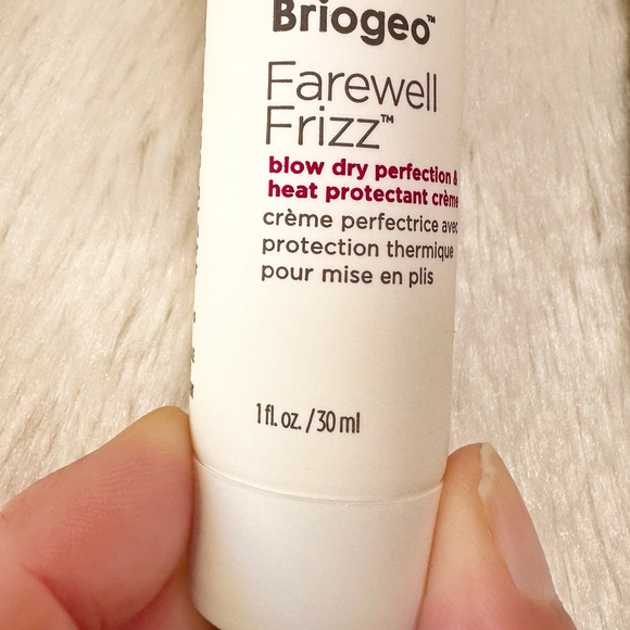 NEW Briogeo Farewell Frizz Conditioning Spray Heat Protectant Creme Mini Bundle - Picture 4 of 8